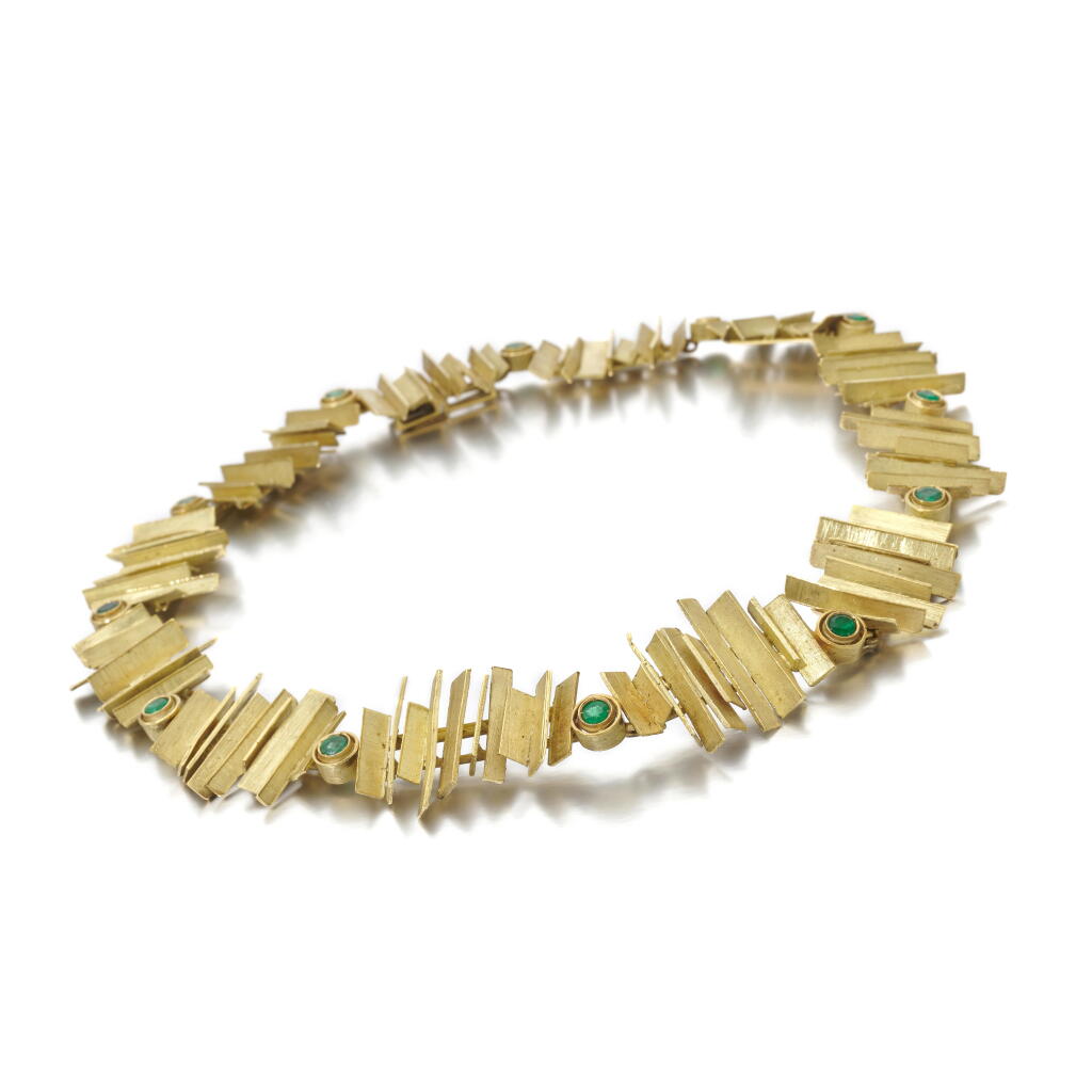 View full screen - View 1 of Lot 102. Emerald and diamond necklace | Collana in smeraldi e diamanti .