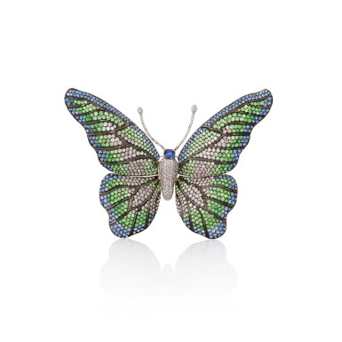 View full screen - View 1 of Lot 2963. Sapphire, Tsavorite Garnet and Diamond Brooch | 藍寶石 配 沙弗來石 及 鑽石 胸針.