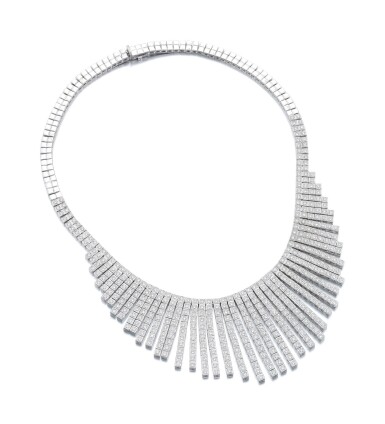 View full screen - View 1 of Lot 58. DIAMOND NECKLACE.