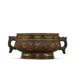 A PARCEL-GILT COPPER ALLOY 'PHOENIX AND FLOWERS' INCENSE BURNER BY HU WENMING, MING DYNASTY, 17TH CENTURY | 明十七世紀 胡文明製局部鎏金銅祥鳳花卉紋簋式香爐 《雲間胡文明製》款