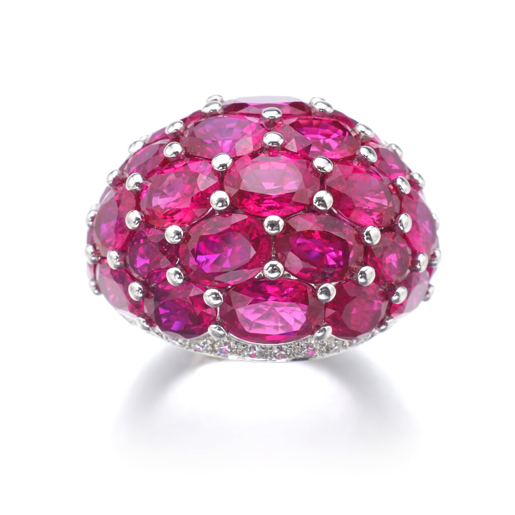 View full screen - View 1 of Lot 29. GRAFF | RUBY AND DIAMOND RING.