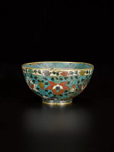 View full screen - View 1 of Lot 34. A white and turquoise ground cloisonné enamel 'lotus' bowl Ming dynasty, 16th-17th century | 明十六至十七世紀 掐絲琺瑯蓮紋盌.