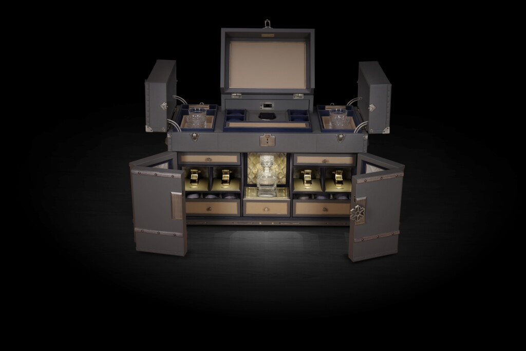 View full screen - View 1 of Lot 1. The Connoisseur’s Trunk | A leather trunk with brass hardware, Made as a Piece Unique for Sotheby's in 2025.