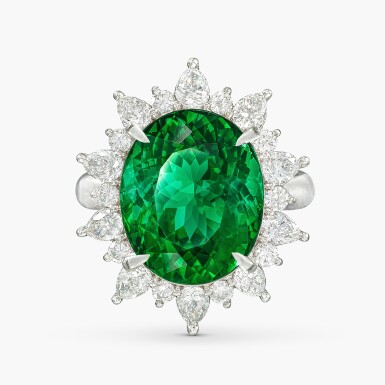 View full screen - View 1 of Lot 1618. Paraíba Tourmaline and Diamond Ring | 13.71克拉「巴西」帕拉伊巴碧璽 配 鑽石 戒指.