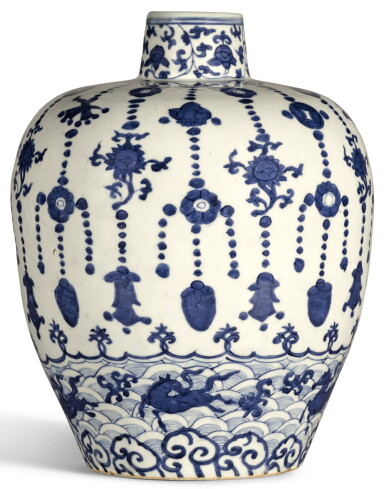View full screen - View 1 of Lot 325. A BLUE AND WHITE JAR JIAJING MARK AND PERIOD | 明嘉靖 青花瓔珞海馬紋罐 《大明嘉靖年製》款.