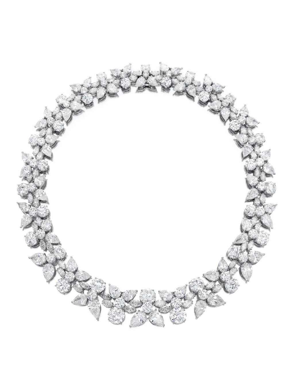 View full screen - View 1 of Lot 1754. HARRY WINSTON | 'HOLLY WREATH' DIAMOND NECKLACE | 海瑞溫斯頓 | 'Holly Wreath' 鑽石項鏈 (鑽石共重約125.00卡拉).