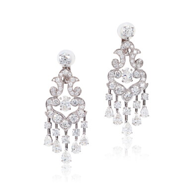 View full screen - View 1 of Lot 368. 'Chandelier' Pair of Diamond Pendent Earrings | 格拉夫 | 'Chandelier' 鑽石耳墜一對.