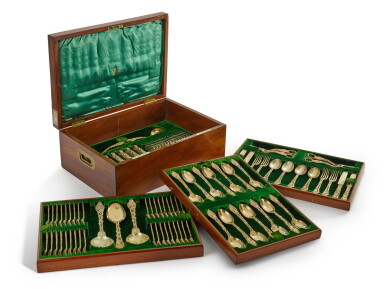 View full screen - View 1 of Lot 151. A George V silver-gilt Vine Pattern dessert service, placing for eighteen, retailed by Goldsmiths' & Silversmiths' Co. Ltd., London, 1910/1911.
