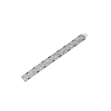 View full screen - View 1 of Lot 66. Bracelet saphirs et diamants | Sapphire and diamond bracelet.