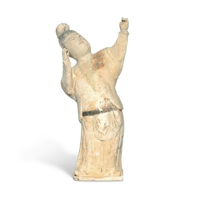 View full screen - View 1 of Lot 697. A painted pottery figure of an archer, Tang dynasty | 唐 陶加彩弓手立像.