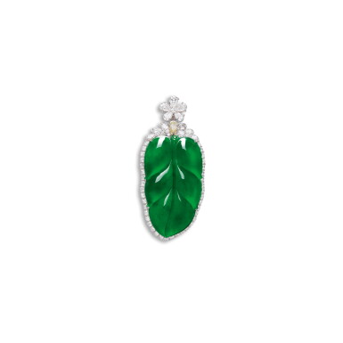 View full screen - View 1 of Lot 1761. JADEITE AND DIAMOND PENDANT 天然翡翠雕「葉子」 配 鑽石 吊墜.