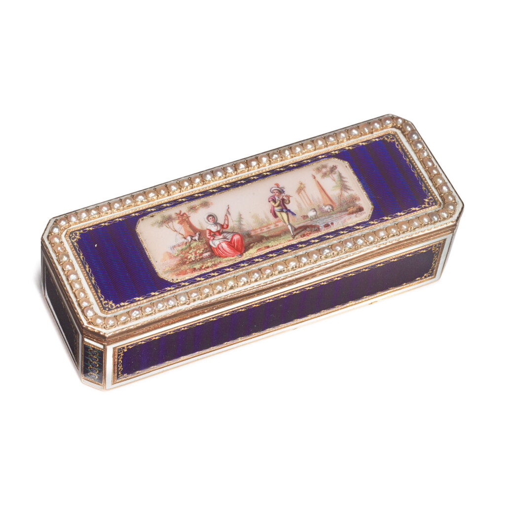 View full screen - View 1 of Lot 698. AN ENAMELED GOLD SNUFF BOX SET WITH PEARLS, GERMAN OR SWISS, CIRCA 1790.