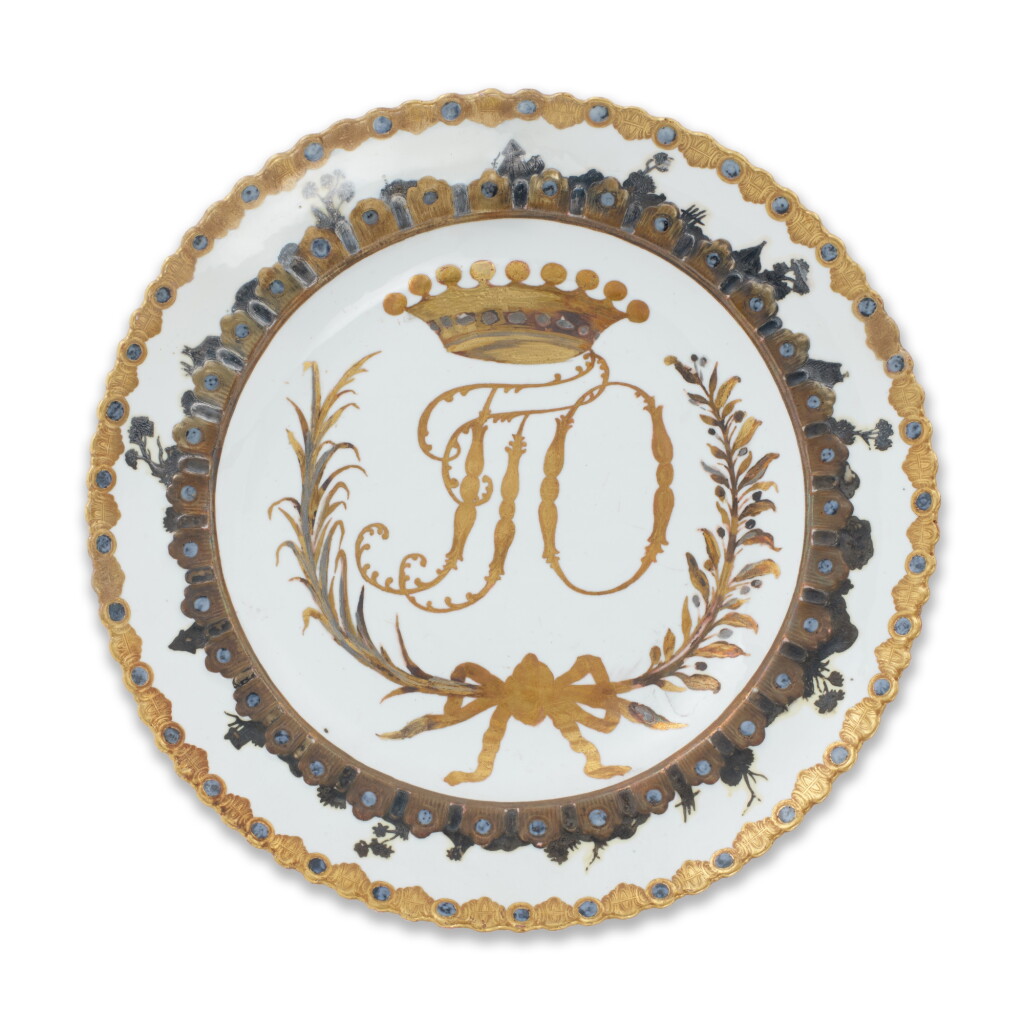 View full screen - View 1 of Lot 305. A Porcelain plate from the Orlov service, Imperial Porcelain Factory, St Petersburg, period of Catherine II, circa 1763-1770.