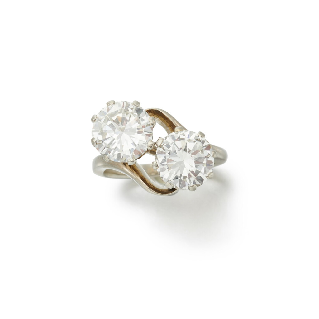 View full screen - View 1 of Lot 168. Diamond ring (Anello in diamanti).