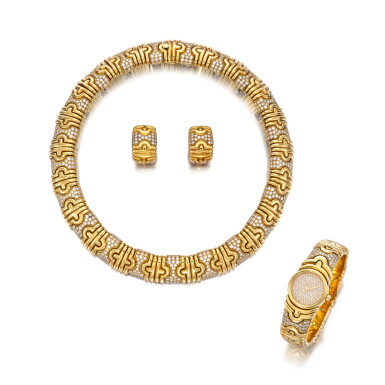 View full screen - View 1 of Lot 1705. BULGARI | 'PARENTESI' GOLD AND DIAMOND PARURE | 寶格麗 | 'Parentesi‘ 18K黃金 配 鑽石 套裝.