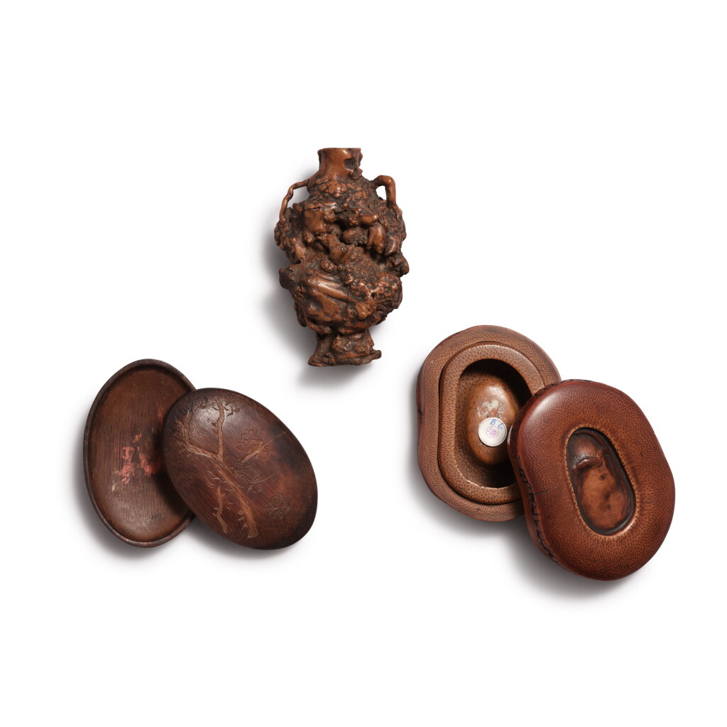View full screen - View 1 of Lot 3648. Three bamboo carvings, Qing dynasty, 18th - 19th century | 清十八至十九世紀 竹雕三件.