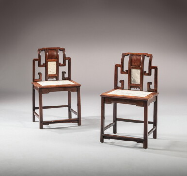View full screen - View 1 of Lot 40. A pair of hongmu chairs with marble seats, Qing dynasty, 18th - 19th century | 清十八至十九世紀 紅木鑲大理石靠背椅一對.
