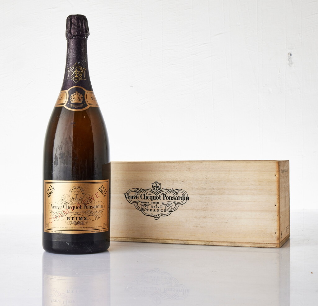 View full screen - View 1 of Lot 5047. Veuve Clicquot, Brut 1921 (1 MAG).