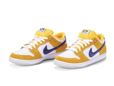 View full screen - View 1 of Lot 72. Dunk Low Pro SB Laser Orange Sample | Taille US 9, EUR 42.5.