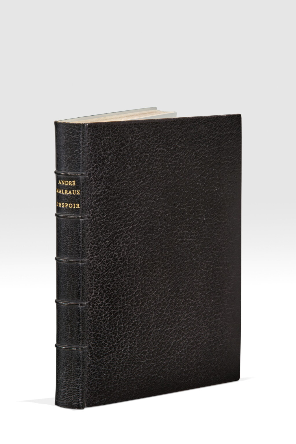 View full screen - View 1 of Lot 242. MALRAUX. L'Espoir. 1937. Éd.or 1/6 premiers exemplaires sur Chine. Parfaitement relié par Pierre-Lucien Martin..