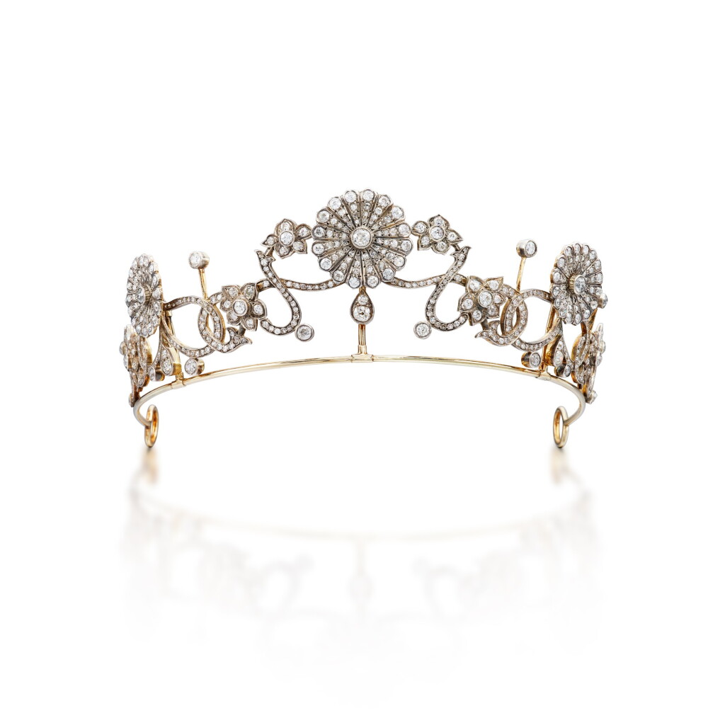 View full screen - View 1 of Lot 218. Diamond Tiara, Late 19th Century | 鑽石冠冕, 十九世紀末.