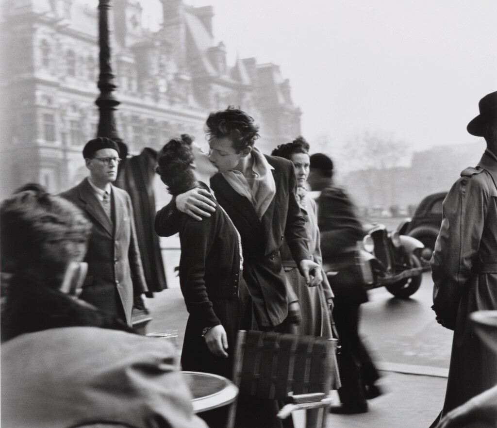 View full screen - View 1 of Lot 98. ROBERT DOISNEAU | 'LE BAISER DE L'HOTEL DE VILLE'.