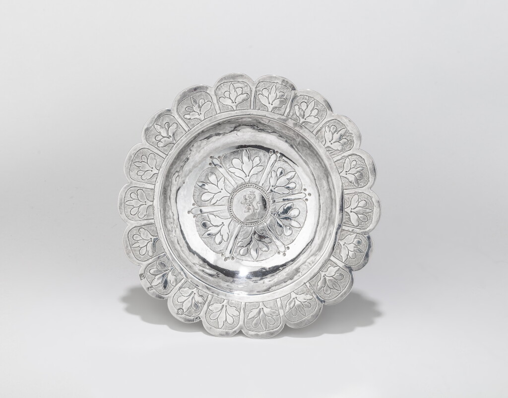 View full screen - View 1 of Lot 289. A Commonwealth silver footed dish, Christopher Shaw, London, 1655.