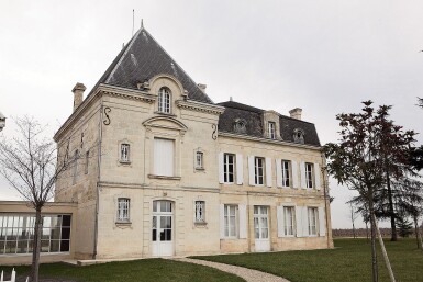 View full screen - View 1 of Lot 6073. Château l'Evangile 2010 (12 BT).