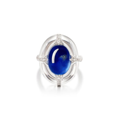 View full screen - View 1 of Lot 629. Sapphire, Rock Crystal and Diamond Ring | 12.32克拉 天然「斯里蘭卡」未經加熱藍寶石 及 白水晶 配 鑽石 戒指.