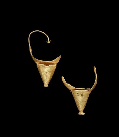 View full screen - View 1 of Lot 208. A PAIR OF EGYPTIAN GOLD EARRINGS, ROMAN PERIOD, CIRCA 1ST/2ND CENTURY A.D..