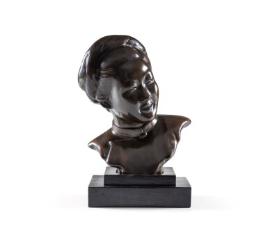 View full screen - View 1 of Lot 41. School of Indochina, Young smiling Tonkinese woman | 中南半島學派, 女人頭像.