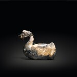 A large beige and black jade figure of a goose, Late Ming dynasty | 明末 玉瑞鵝