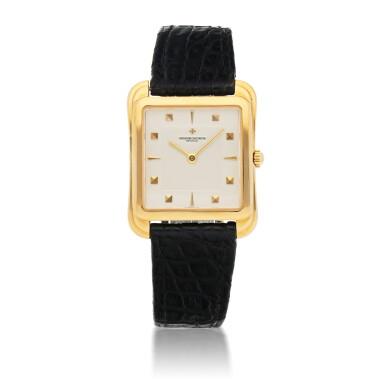 View full screen - View 1 of Lot 920. TOLEDO, REF 39044 YELLOW GOLD WRISTWATCH CIRCA 1991.