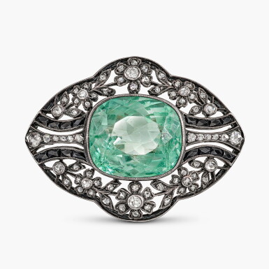 View full screen - View 1 of Lot 1264. Green Beryl, Diamond and Hardstone Brooch | 天然「俄羅斯」未經處理綠柱石 配 鑽石 及 硬石 胸針.