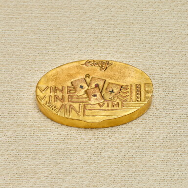 View full screen - View 1 of Lot 13. "La Grâce Est Divine" Compact.