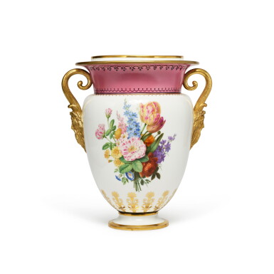 View full screen - View 1 of Lot 562. A Sèvres (Louis XVIII) Ice-Pail and Cover, Circa 1819.