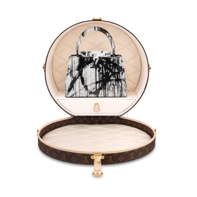 View full screen - View 1 of Lot 11. Gregor Hildebrandt Unique Edition Cowhide Leather And Patent Calfskin Artycapucines MM Gunmetal And Vintage Vinyl-Disc Hardware and Its Custom Boîte Chapeau, 2022.