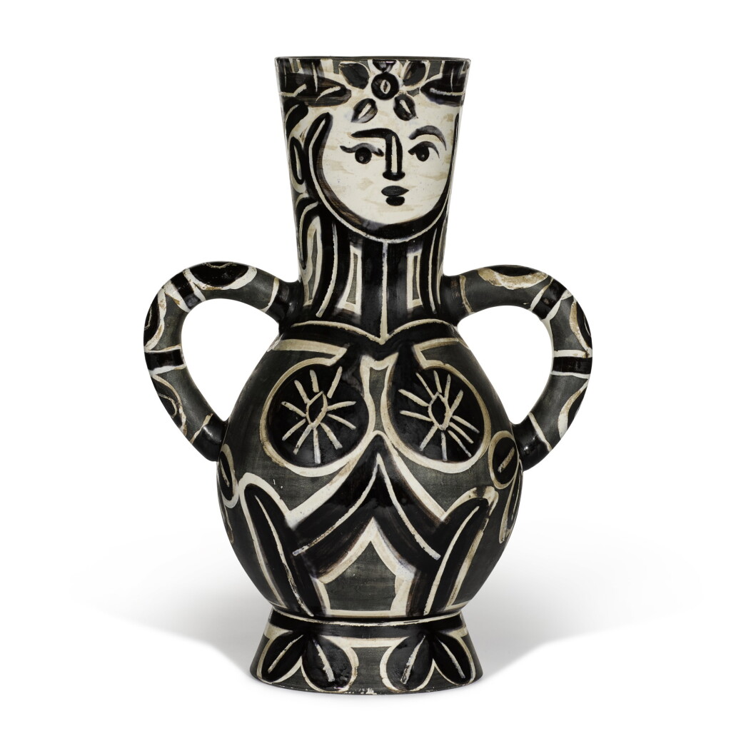 View full screen - View 1 of Lot 40. Vase deux anses hautes (A. R. 213).