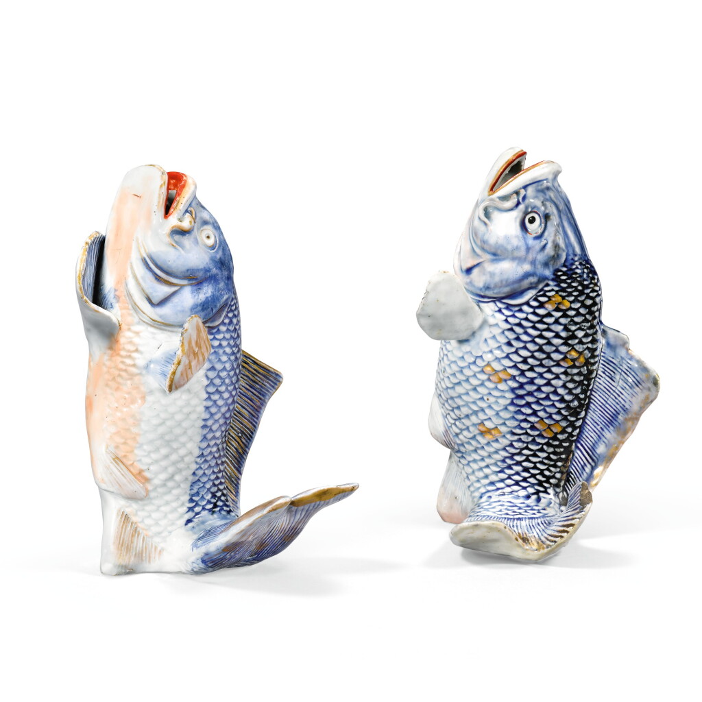 View full screen - View 1 of Lot 59. A PAIR OF ARITA FLOWER VASES (HANAIKE) | EDO PERIOD, EARLY 18TH CENTURY.