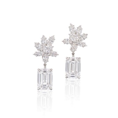 View full screen - View 1 of Lot 1835. Pair of Diamond Pendent Earrings, Tops by Harry Winston | 10.35及 10.32克拉 長方形 D色 完美無瑕鑽石 掛墜 配 海瑞溫斯頓鑽石耳環 一對.
