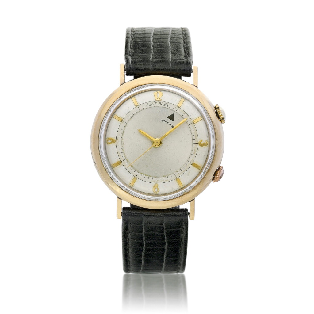 View full screen - View 1 of Lot 8187. Memovox, Reference 3041 | A yellow gold alarm wristwatch, Circa 1940 | 積家 | Memovox 型號3041 | 黃金鬧鈴裝置腕錶,約1940年製.