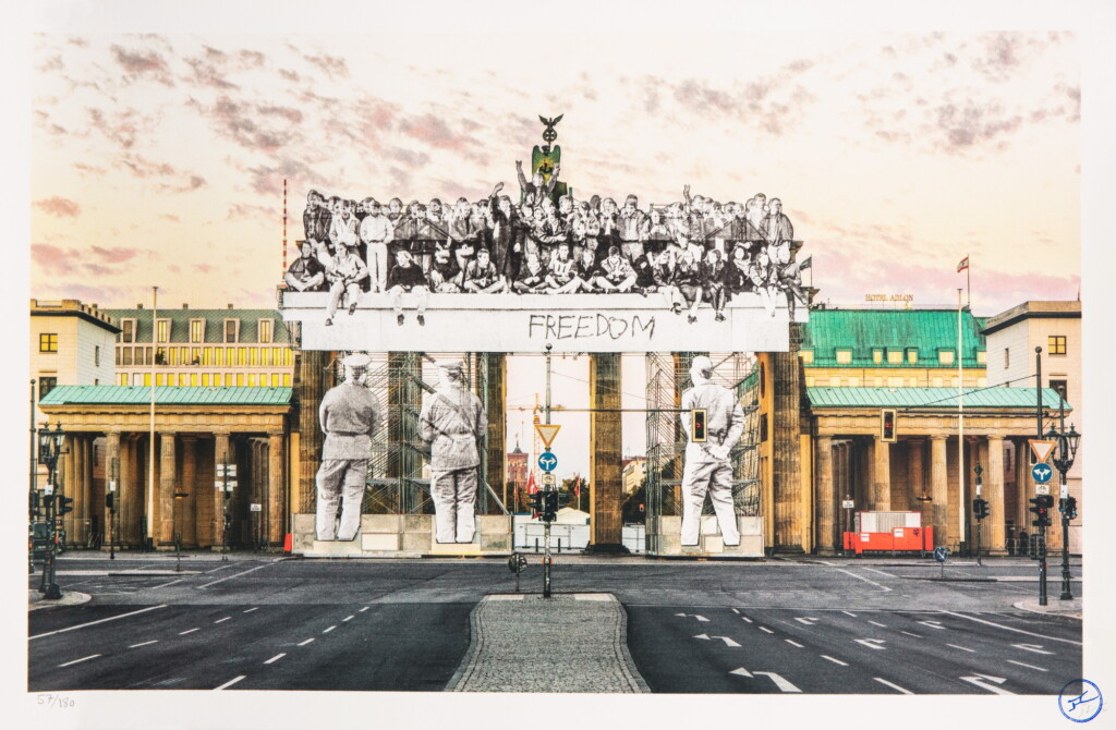 View full screen - View 1 of Lot 605. GIANTS, BRANDENBURG GATE.