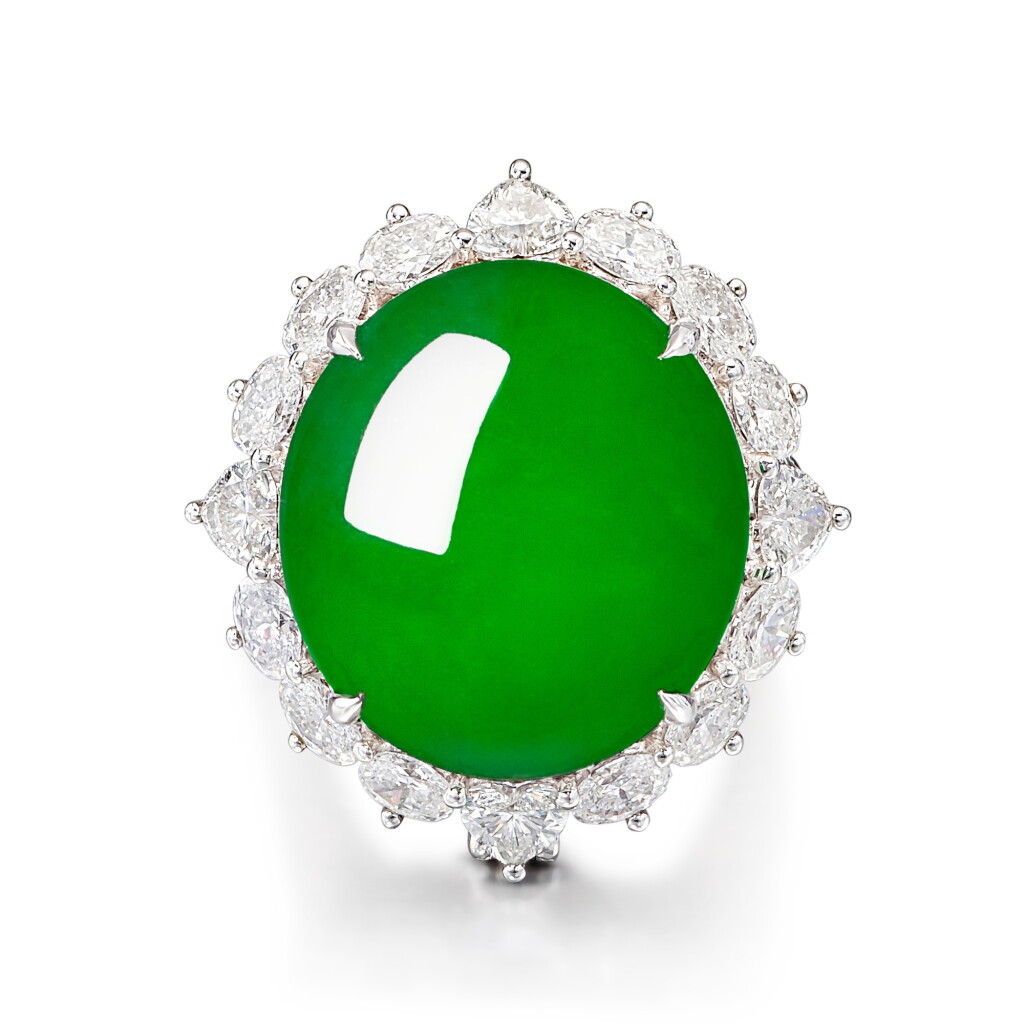 View full screen - View 1 of Lot 1272. JADEITE AND DIAMOND RING | 天然翡翠 配 鑽石 戒指.