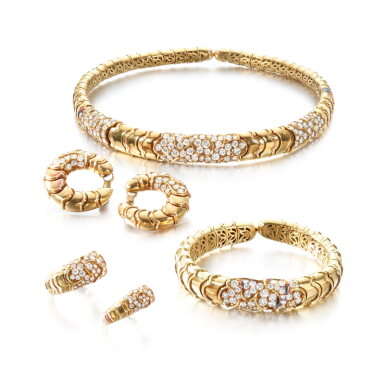 View full screen - View 1 of Lot 756. Gold and diamond parure, 'Onda' .