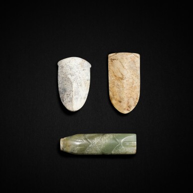 View full screen - View 1 of Lot 544. A celadon jade pig and two calcified jade cicadas, Eastern Zhou dynasty, Warring States period - Han dynasty | 東周戰國至漢 玉蟬兩件及青玉豬握一件.
