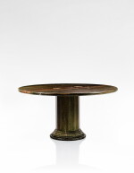 Table en bois peint en trompe-l’œil façon faux marbre vert, XXe siècle