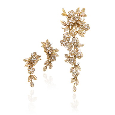 View full screen - View 1 of Lot 66. Demi-parure or et diamants | Gold and diamond demi-parure.