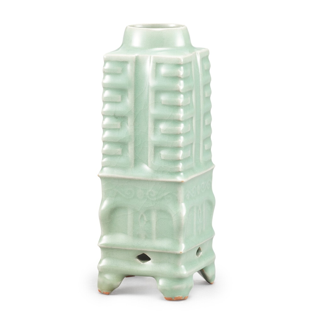 View full screen - View 1 of Lot 354. A Longquan celadon cong-shaped vase, Yuan dynasty 元 龍泉青釉琮式四足瓶.