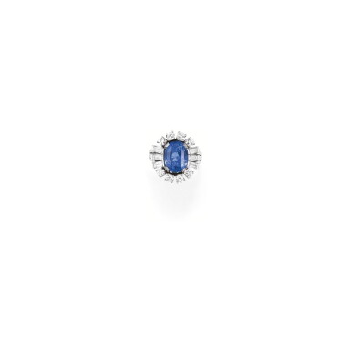 View full screen - View 1 of Lot 227. BAGUE SAPHIR ET DIAMANTS | SAPPHIRE AND DIAMOND RING.
