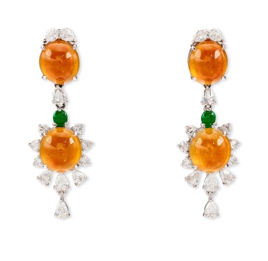 View full screen - View 1 of Lot 1539. JADEITE AND DIAMOND PENDENT EARRINGS | 天然翡翠 配 鑽石 耳墜一對.